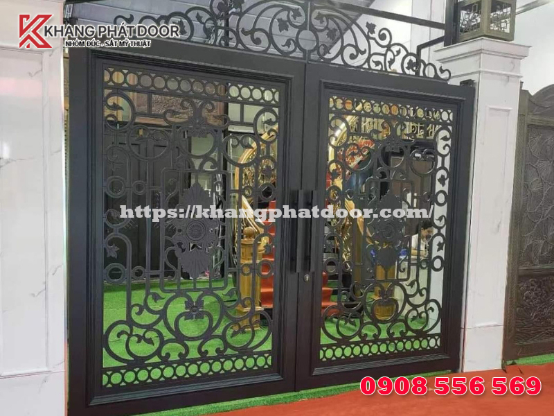 top cac mau son cua cong sat dep duoc ua chuong nhat